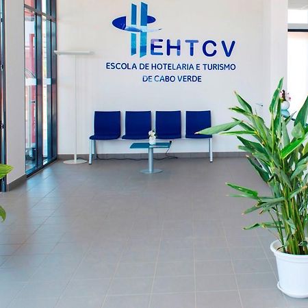 Hotel Escola Da Ehtcv Praia Exterior foto